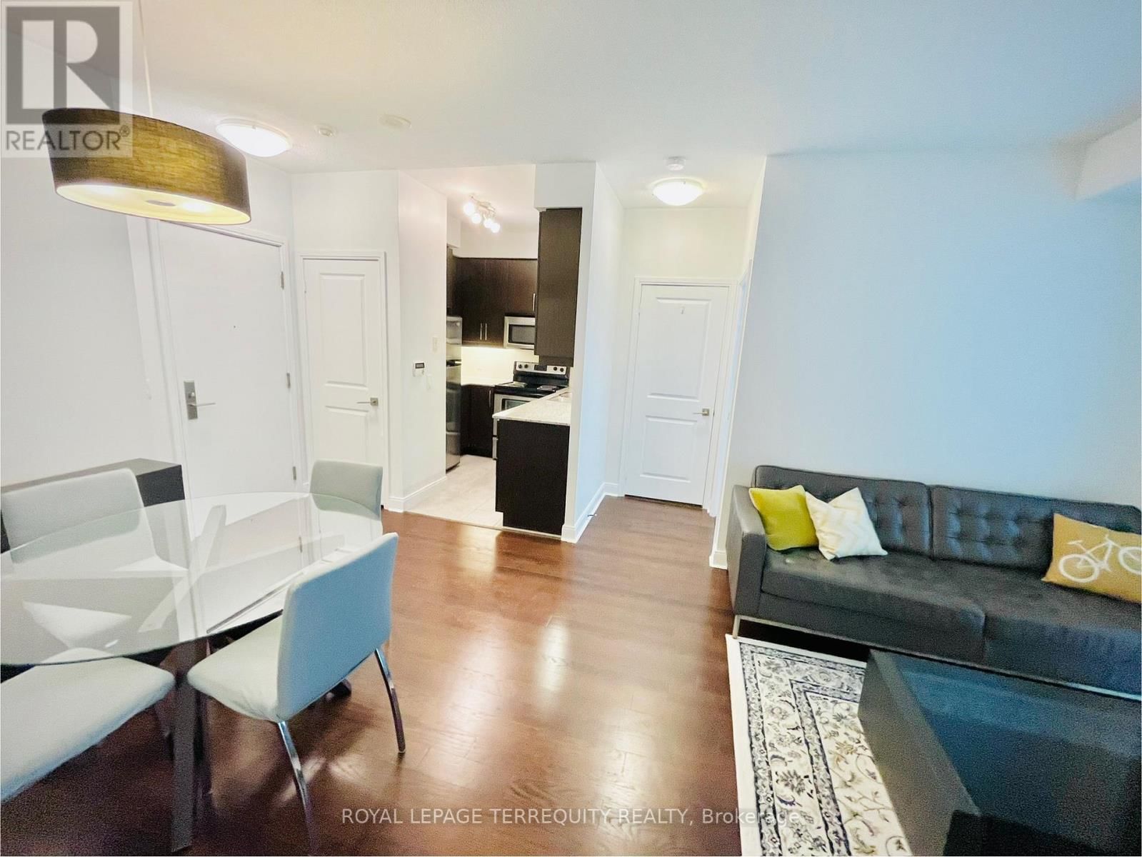 514 - 38 THE ESPLANADE Image 5