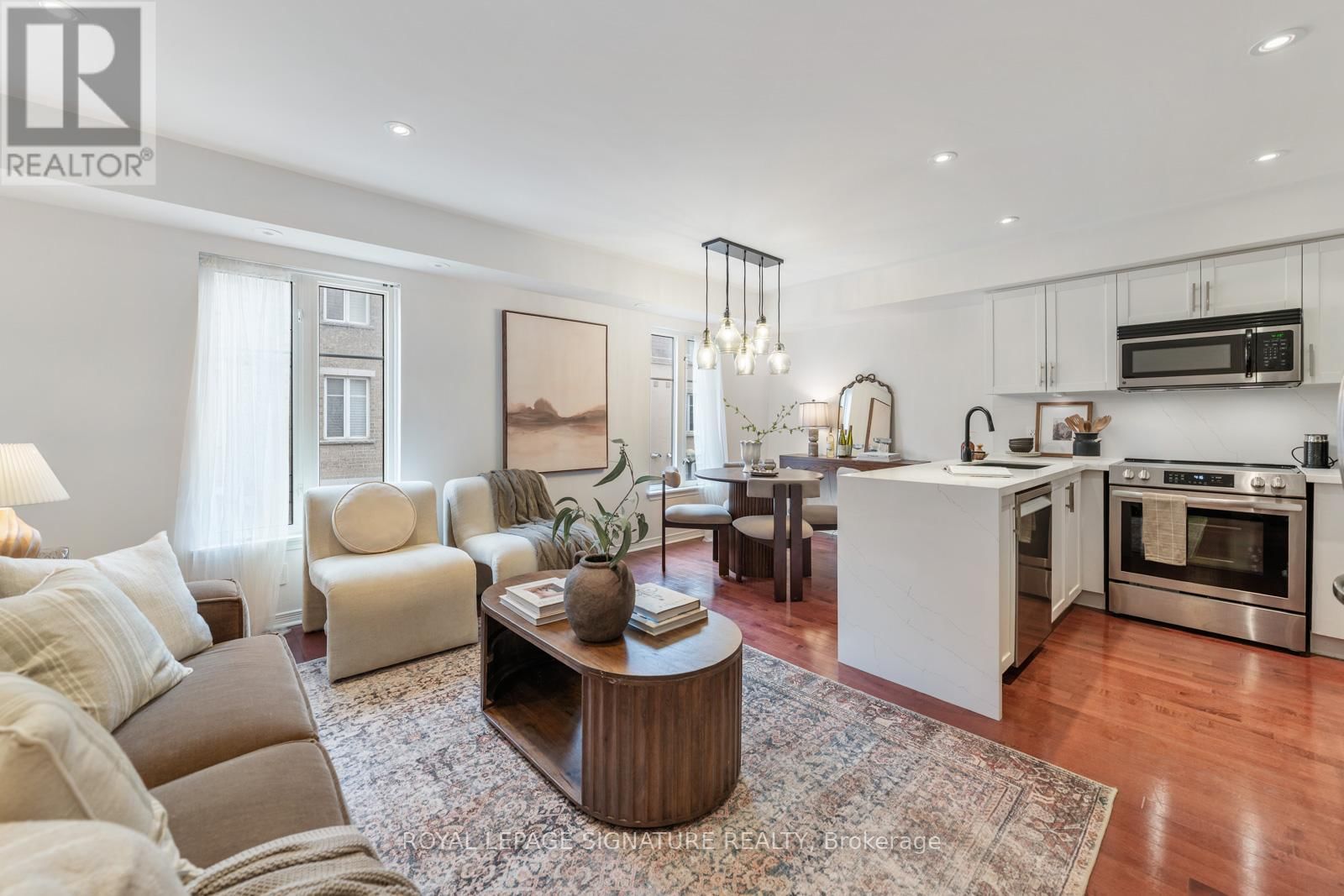 223 - 26 WESTERN BATTERY ROAD Image 14