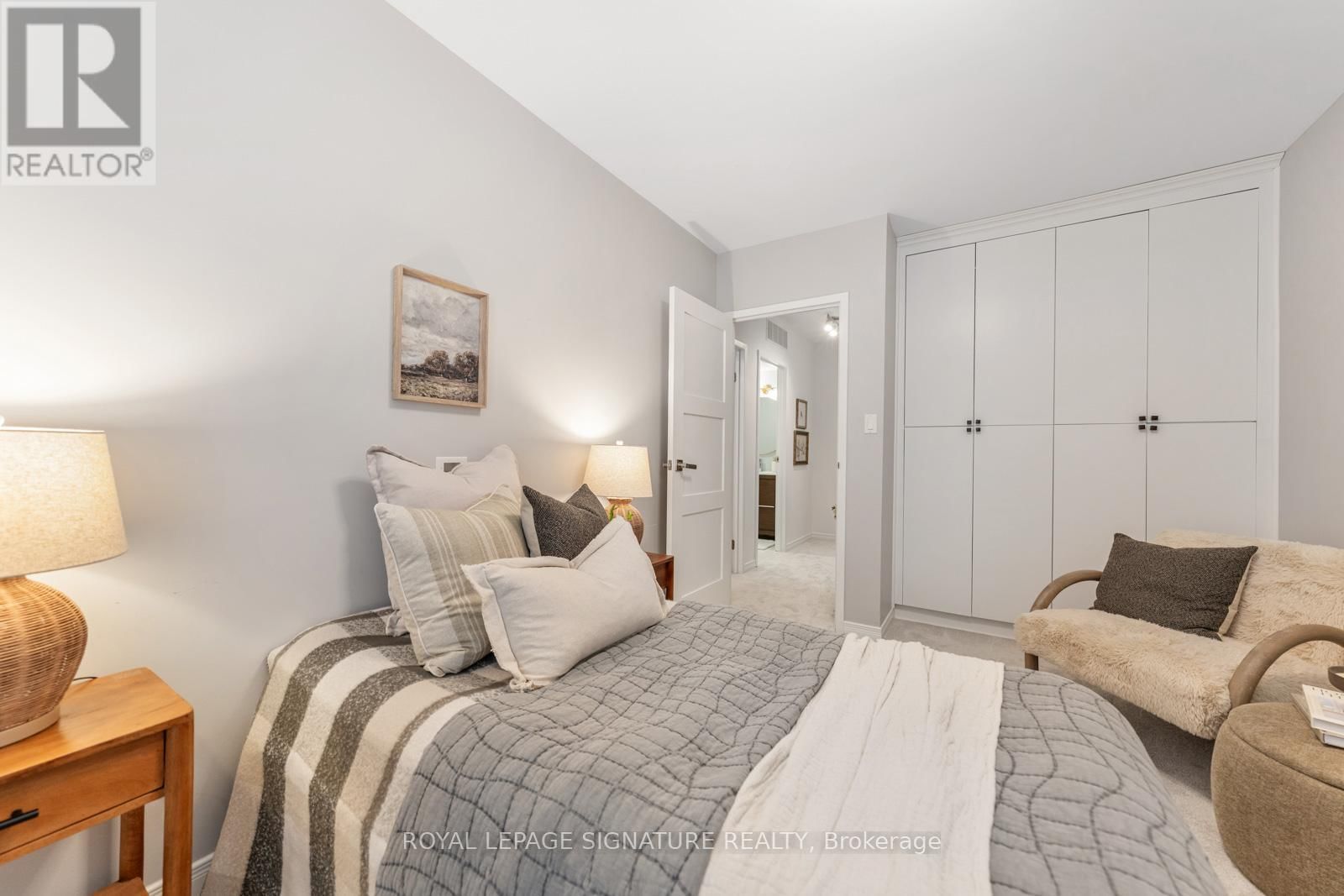 223 - 26 WESTERN BATTERY ROAD Image 32