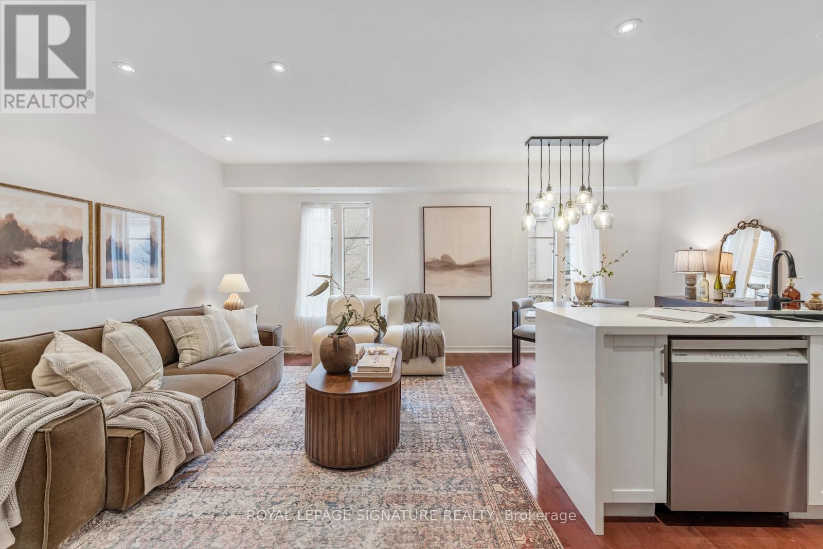 223 - 26 WESTERN BATTERY ROAD Image 8