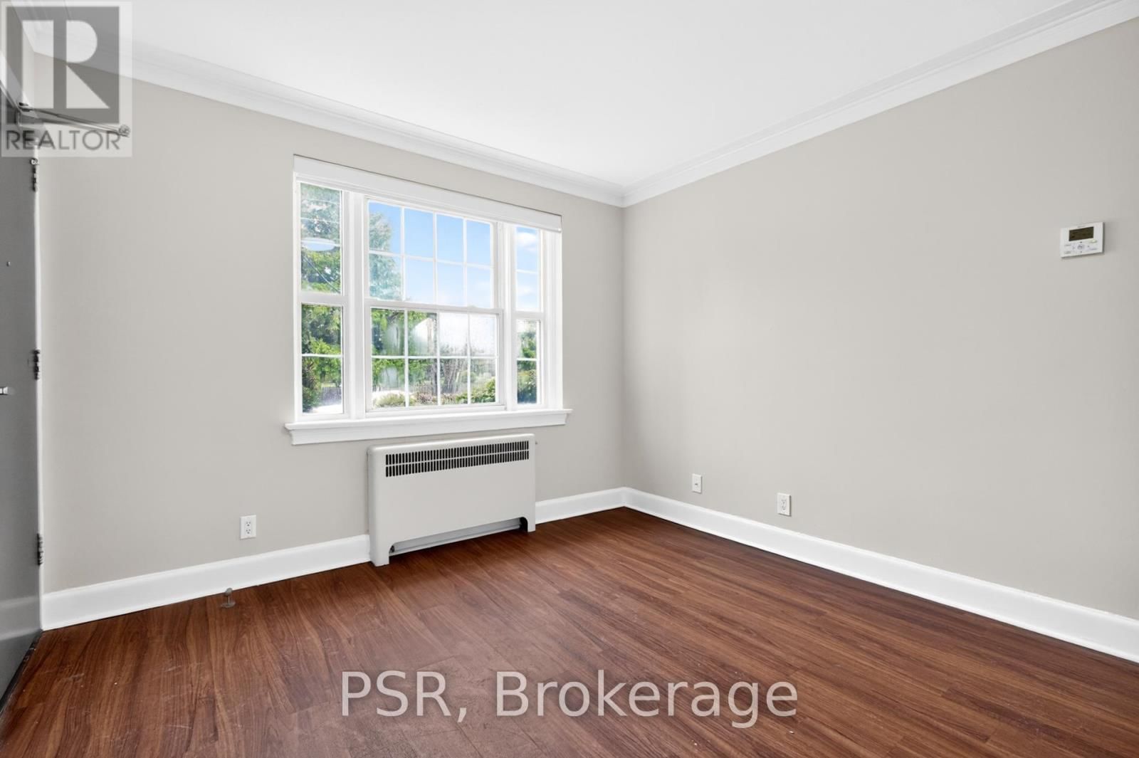 L21 - 1325 BAYVIEW AVENUE Image 4