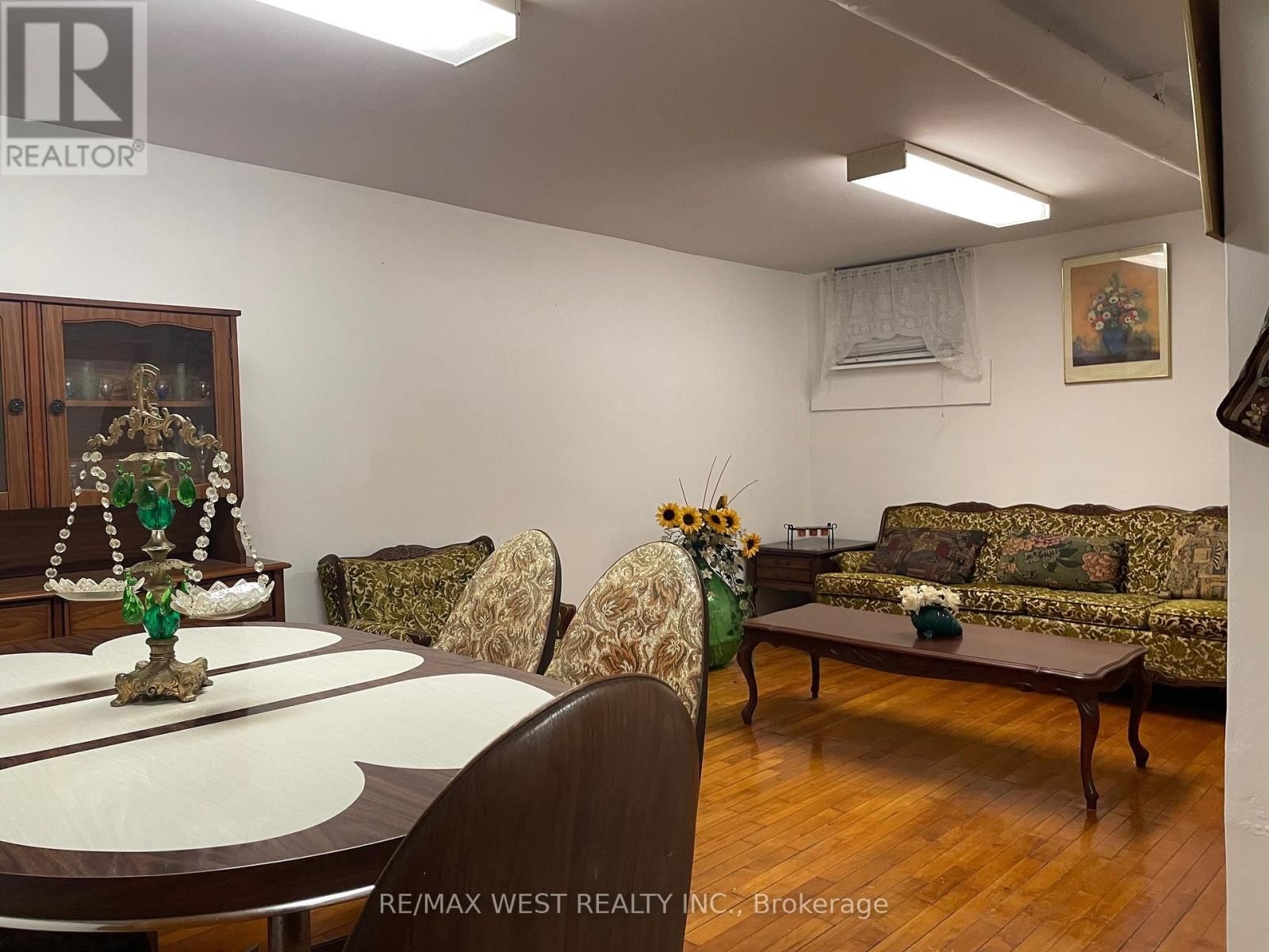 364 ROXTON ROAD Image 19