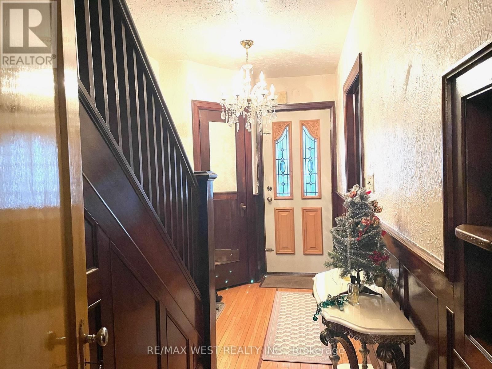 364 ROXTON ROAD Image 2