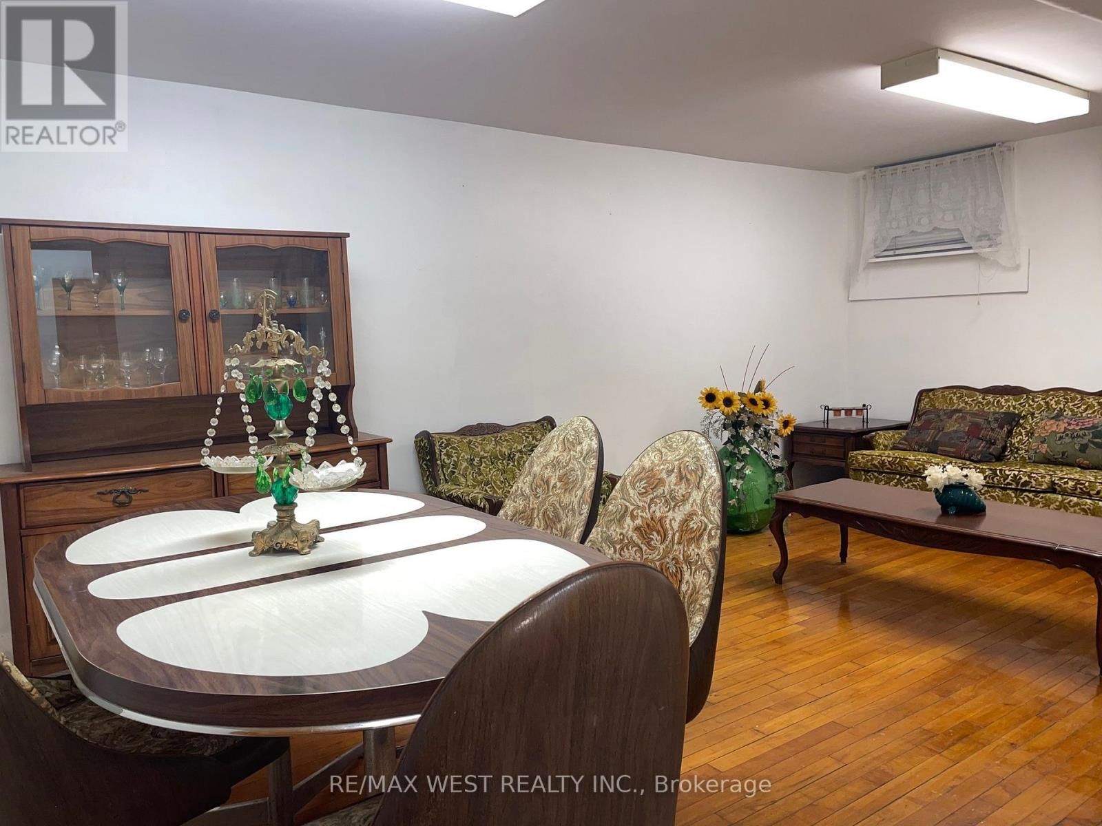 364 ROXTON ROAD Image 22