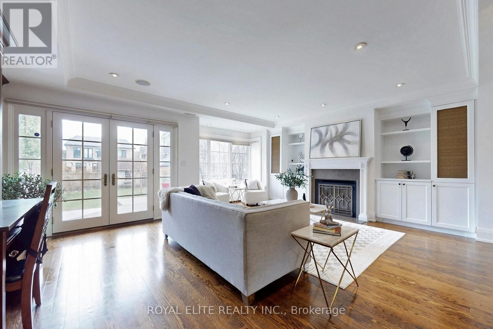 177 GLENGROVE AVENUE WEST Image 10