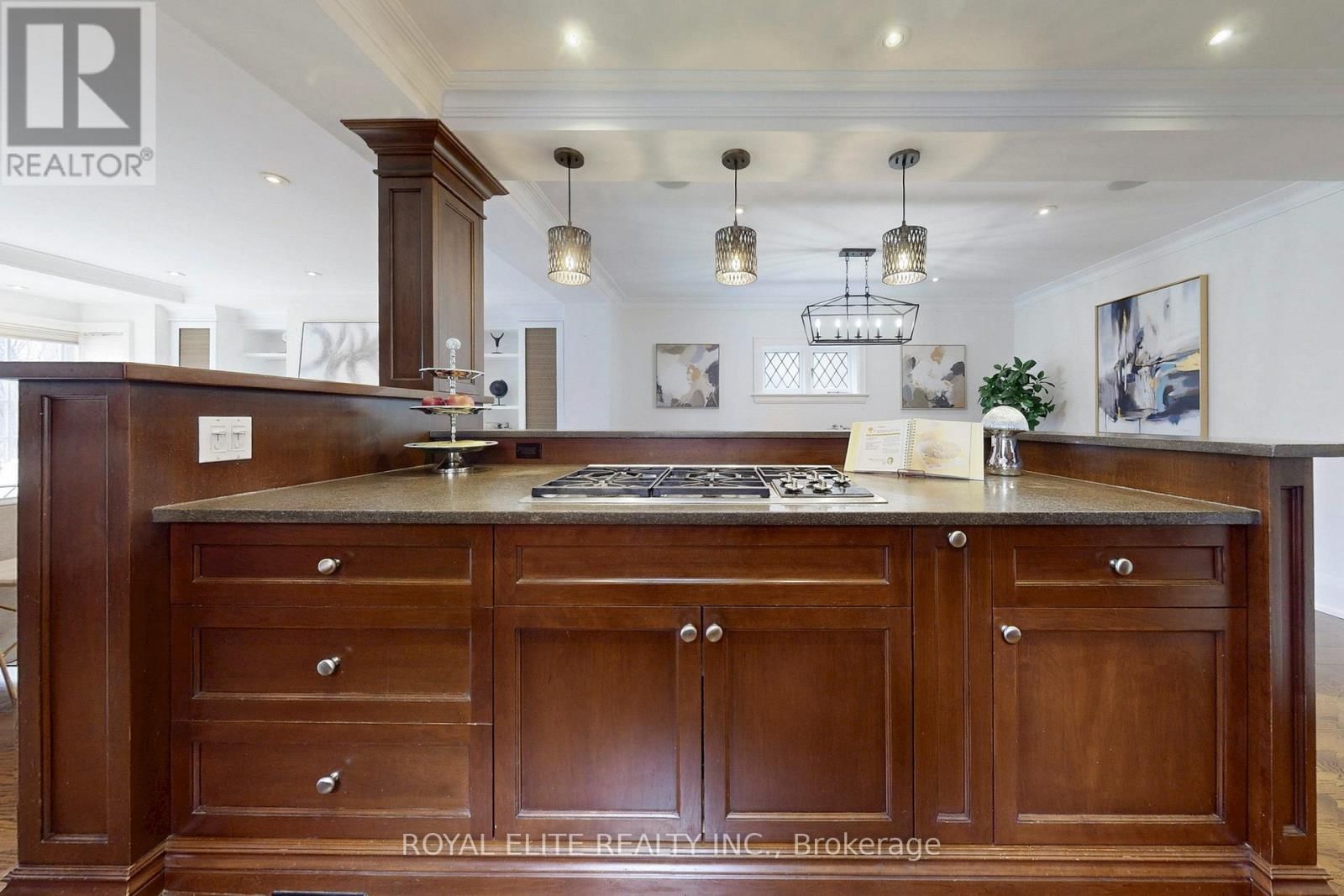 177 GLENGROVE AVENUE WEST Image 14