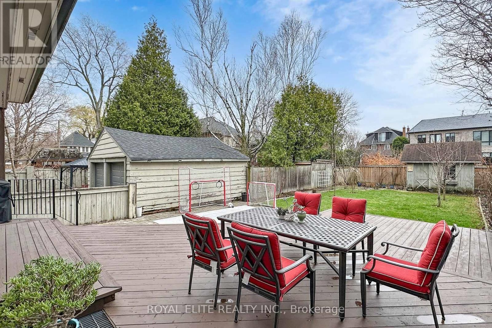 177 GLENGROVE AVENUE WEST Image 48