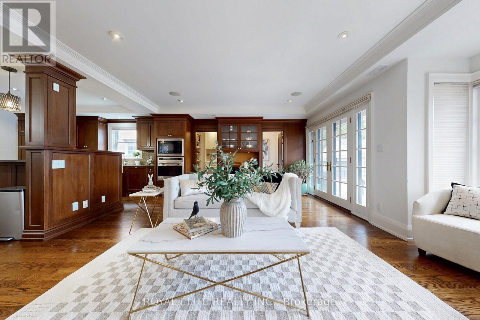 177 GLENGROVE AVENUE WEST Image 9