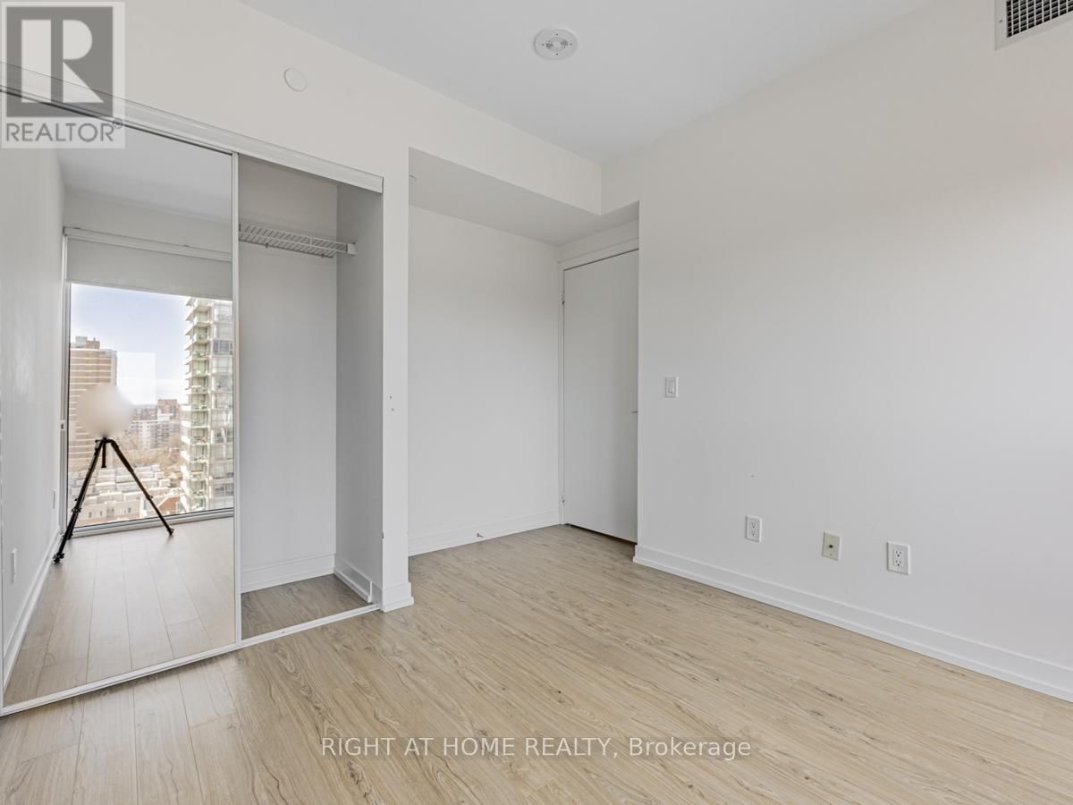 1615 - 85 WOOD STREET Image 24