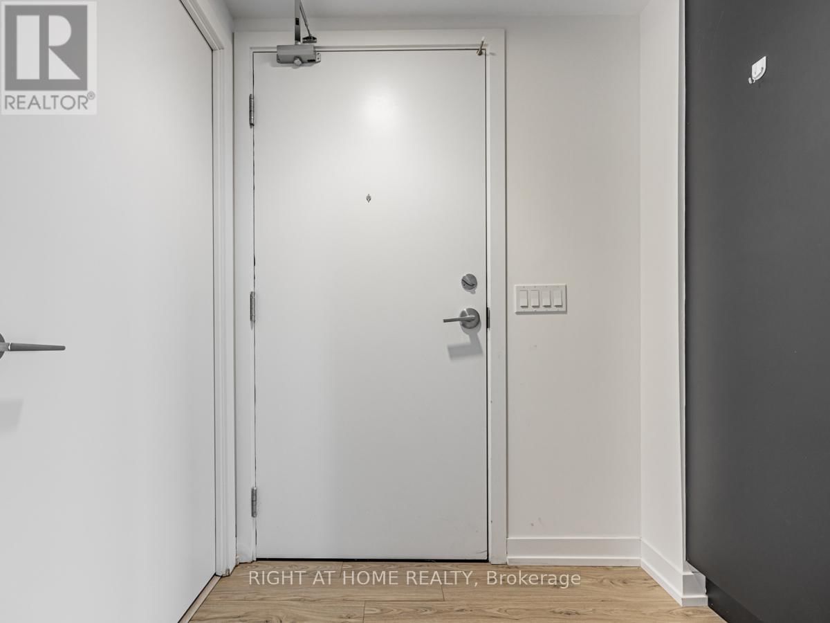 1615 - 85 WOOD STREET Image 7