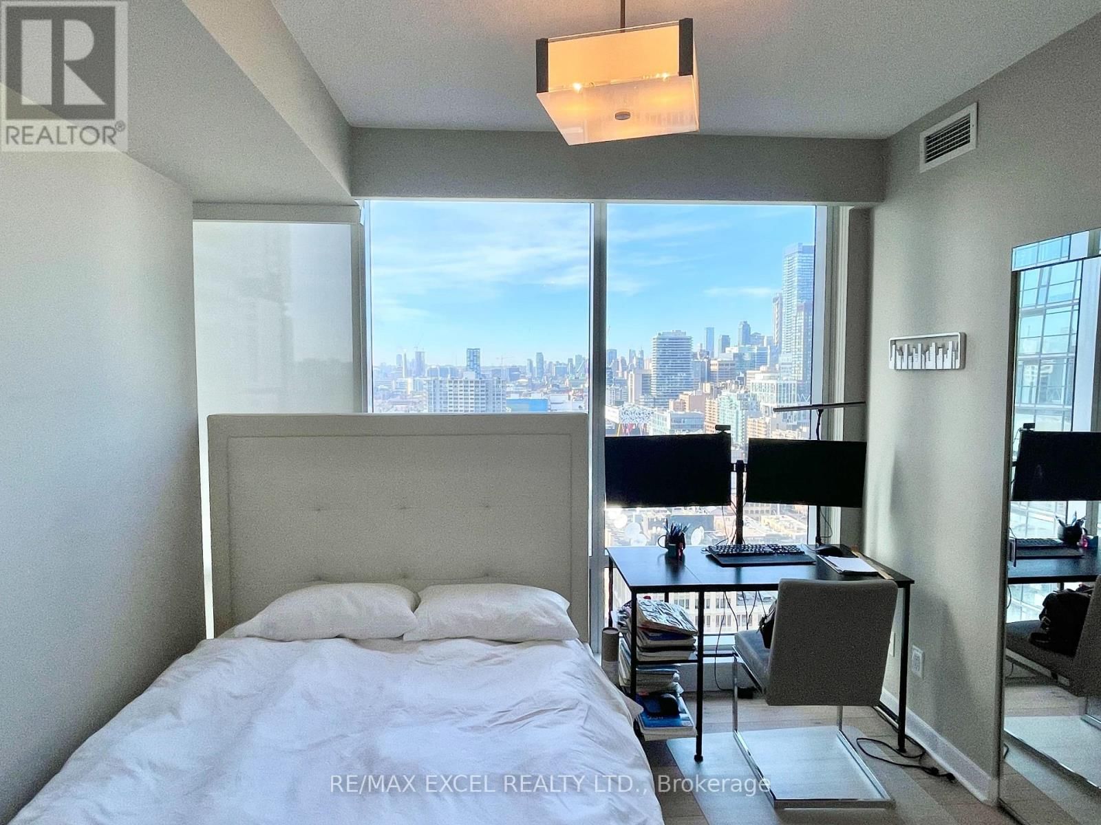 2704 - 295 ADELAIDE STREET WEST Image 12