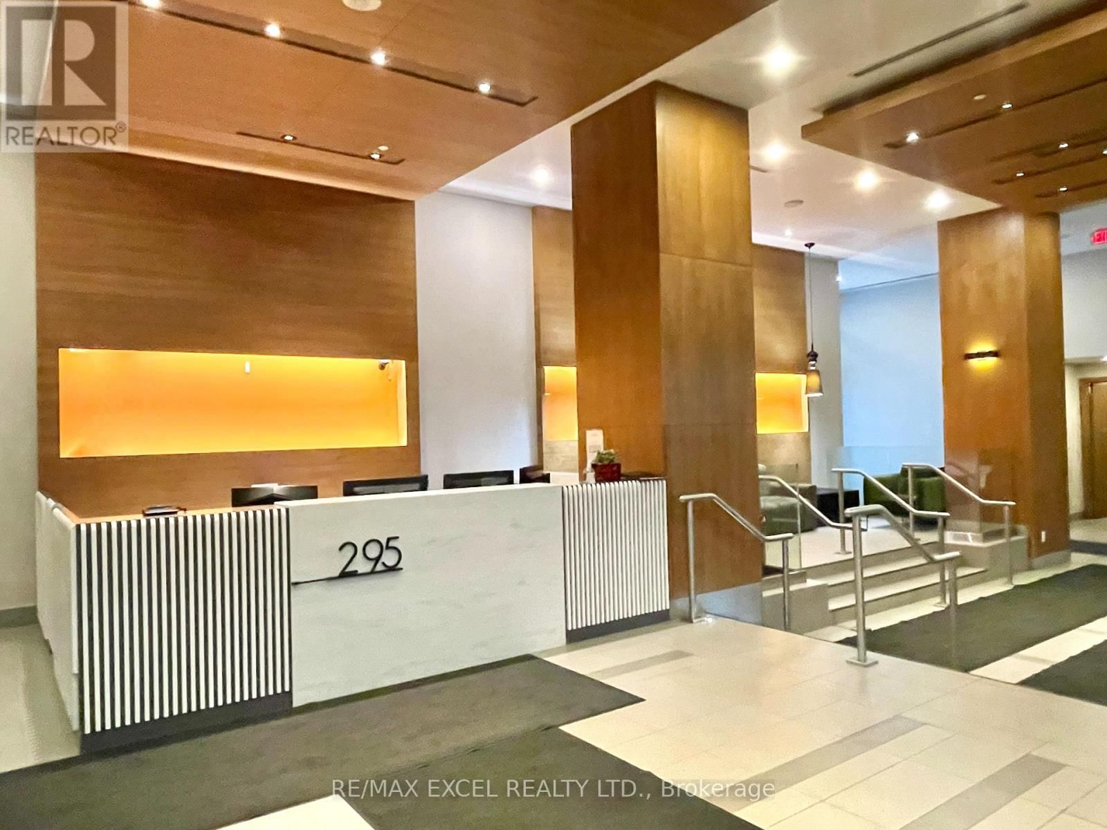 2704 - 295 ADELAIDE STREET WEST Image 2