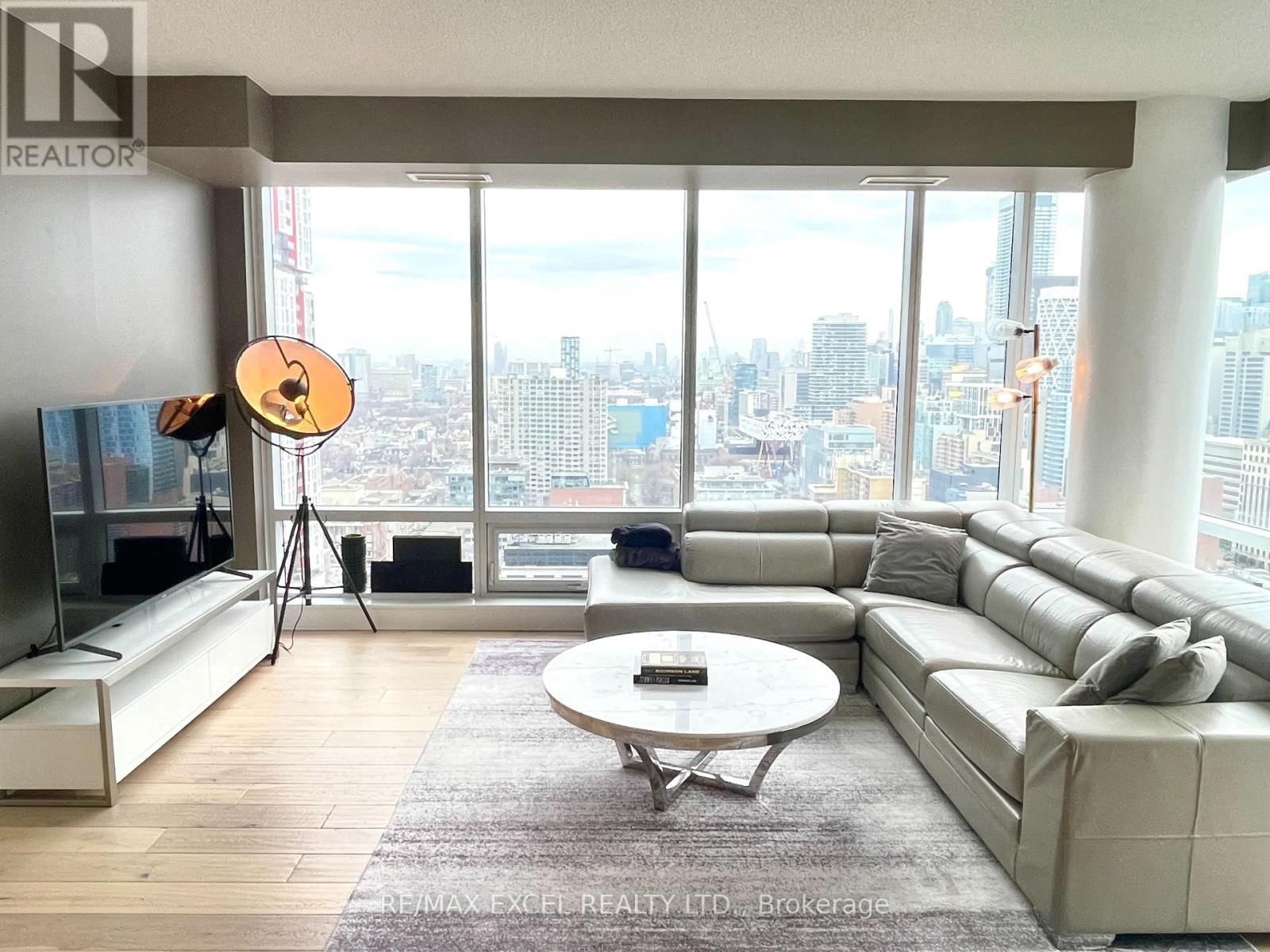 2704 - 295 ADELAIDE STREET WEST Image 7