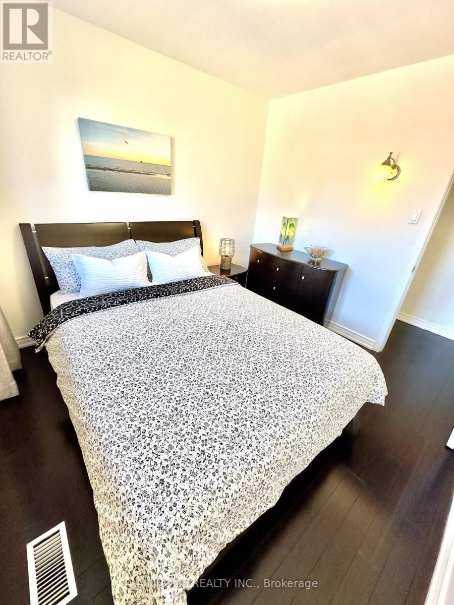 68 SAWLEY DRIVE Image 11