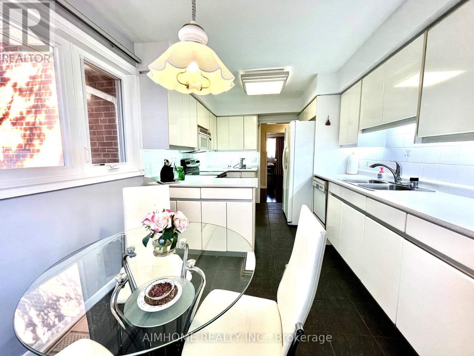 68 SAWLEY DRIVE Image 9