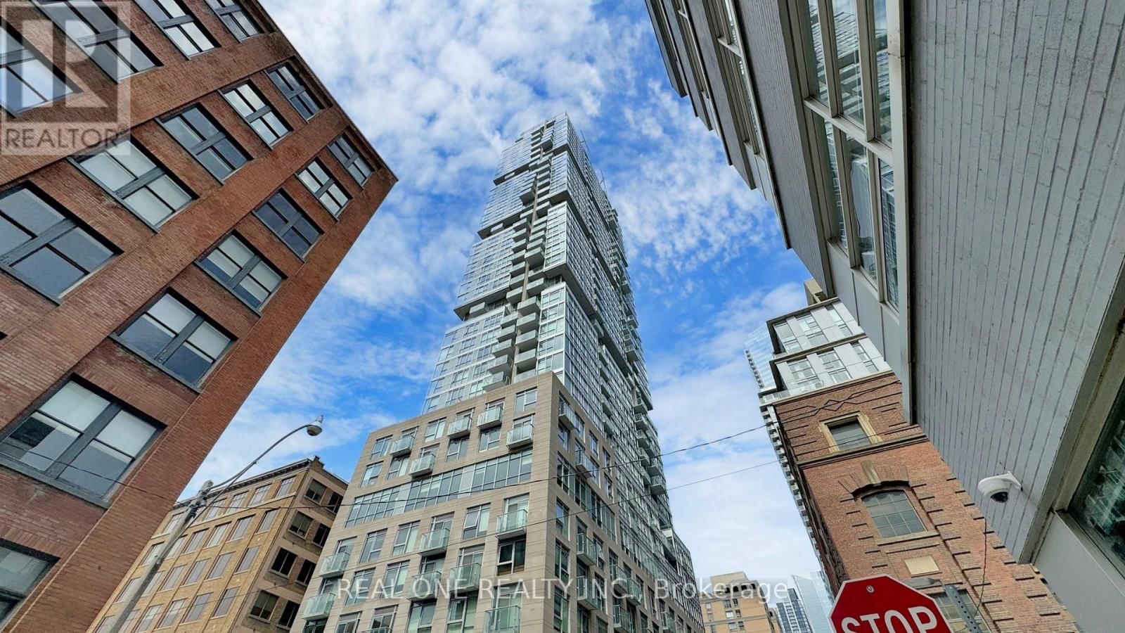 3002 - 30 NELSON STREET Image 1