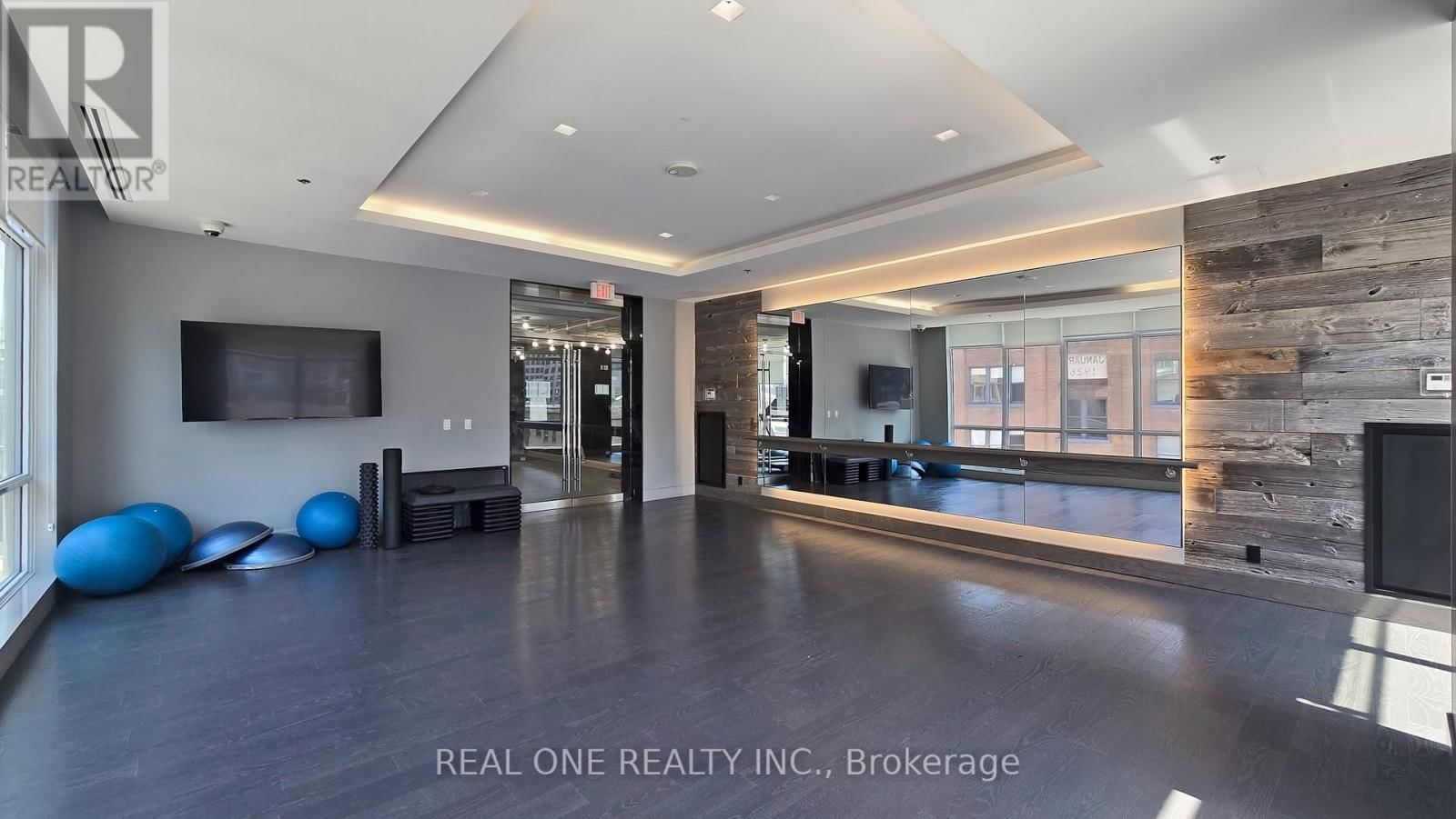 3002 - 30 NELSON STREET Image 33