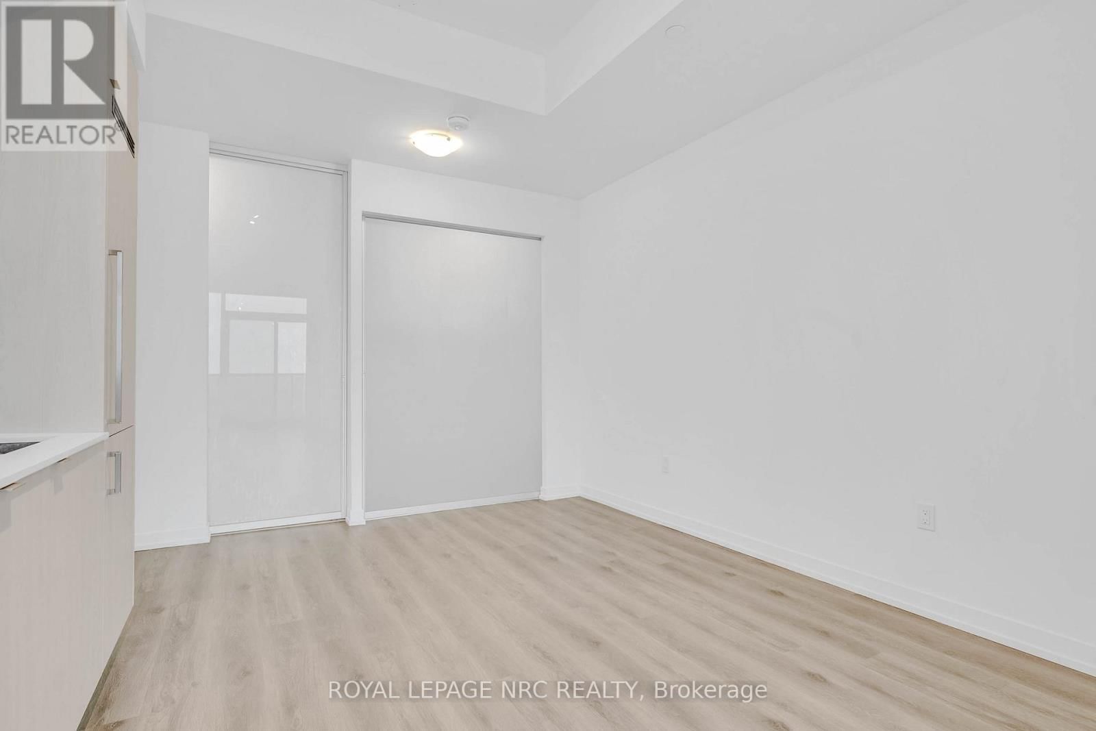 6908 - 138 DOWNES STREET Image 13