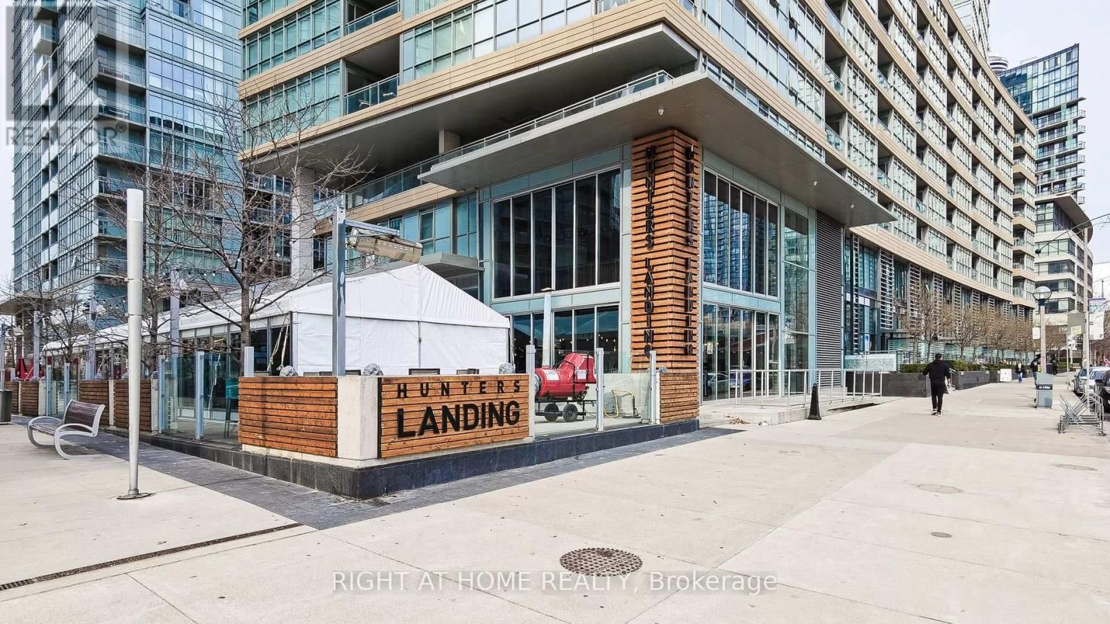 703 - 10 CAPREOL COURT Image 2