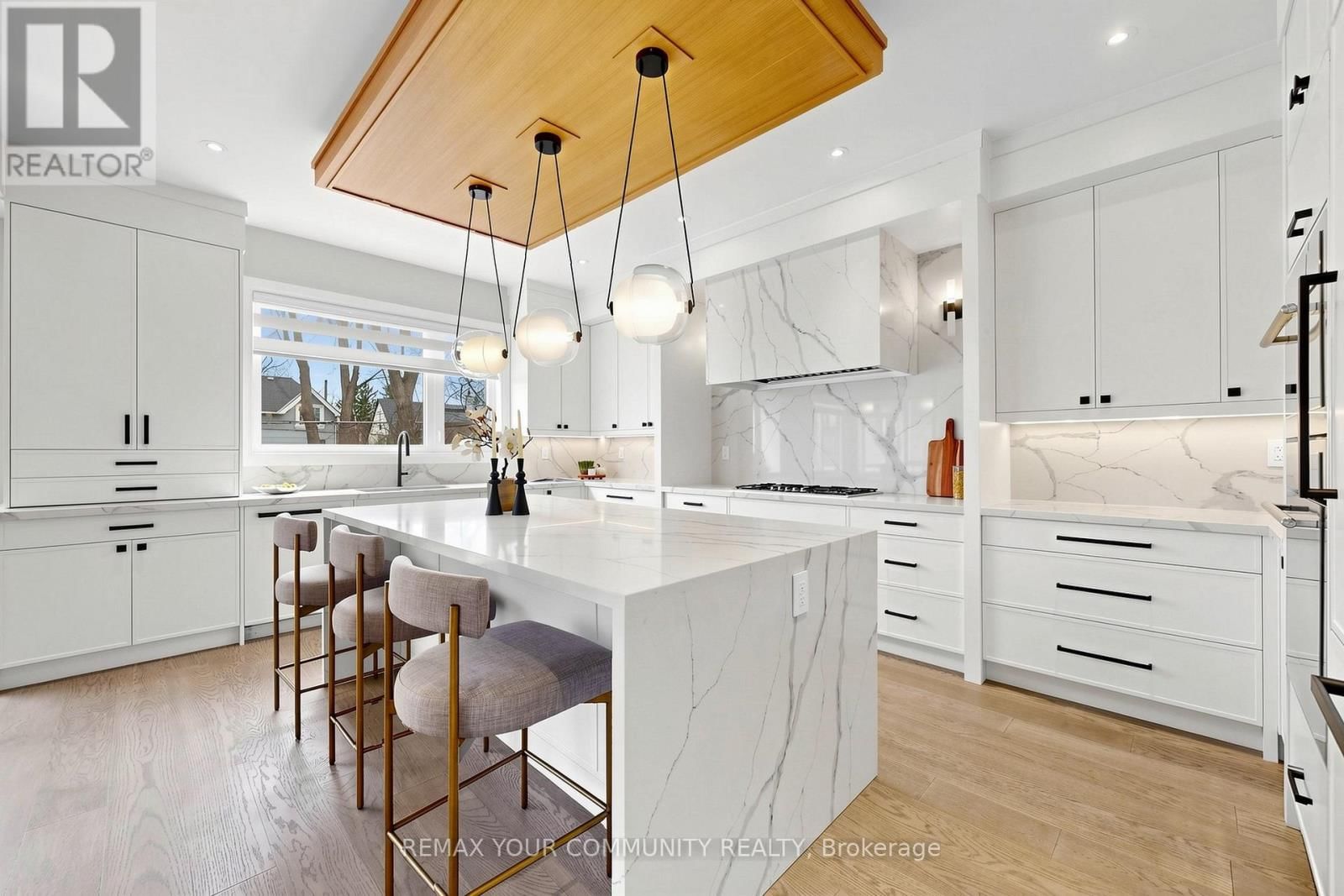 97 RANEE AVENUE Image 13