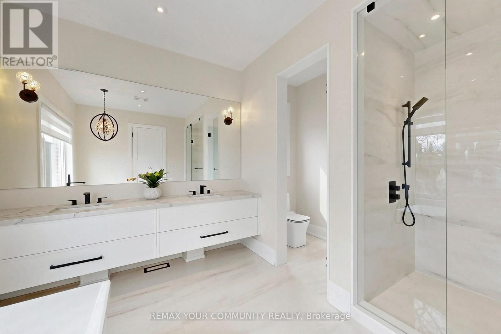 97 RANEE AVENUE Image 35