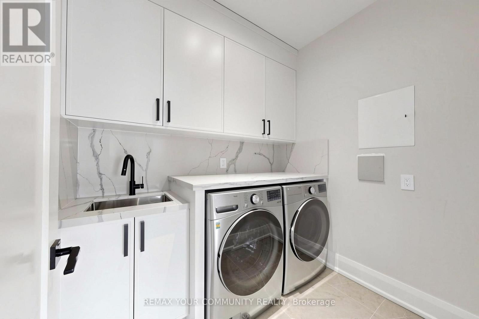 97 RANEE AVENUE Image 44