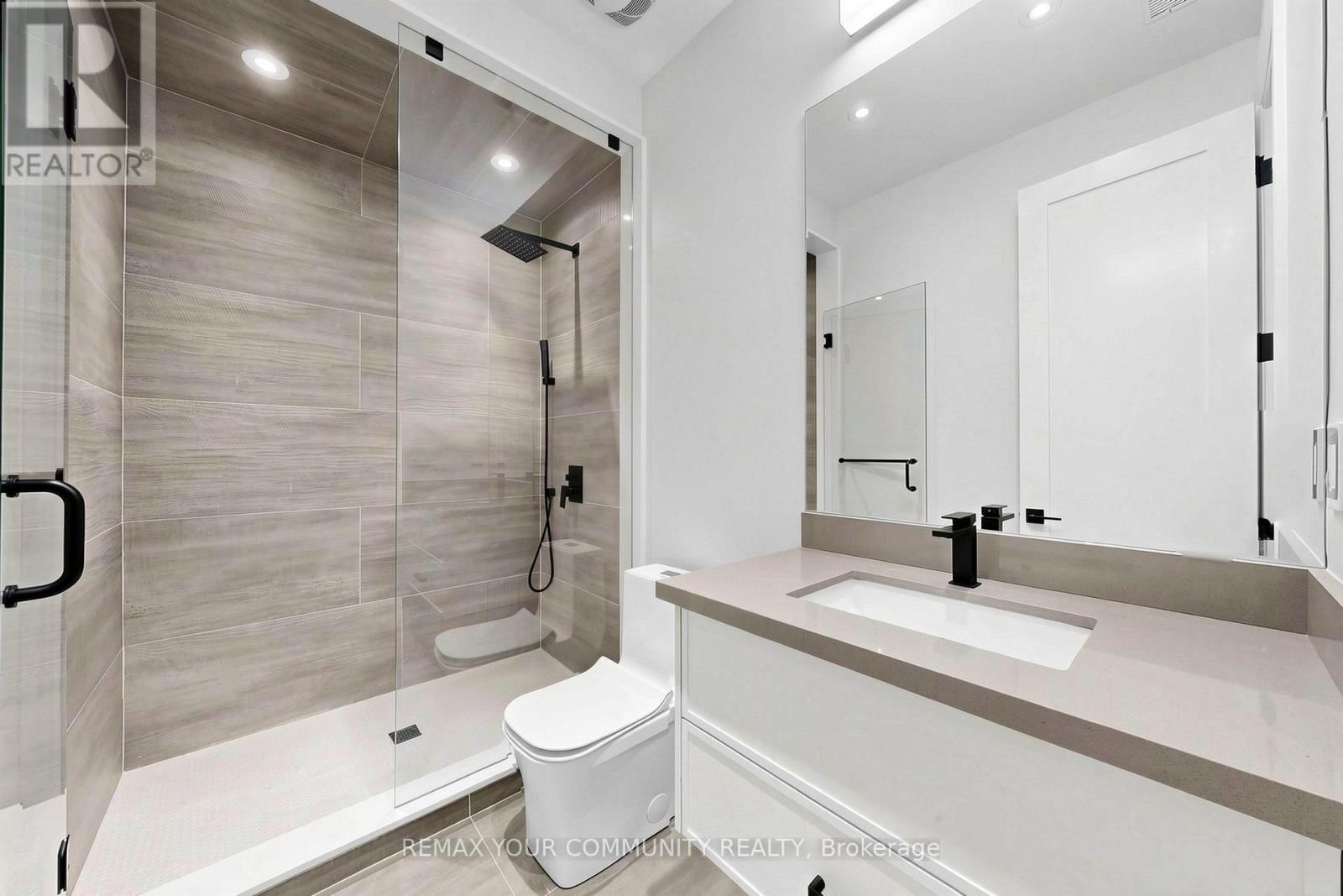 97 RANEE AVENUE Image 45