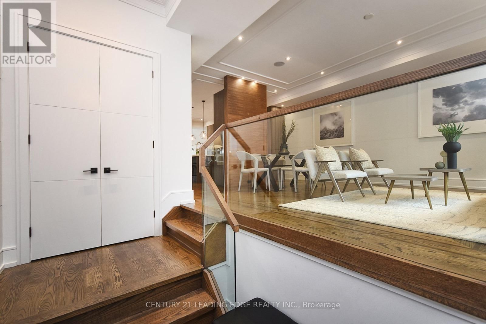 119 STIBBARD AVENUE Image 4