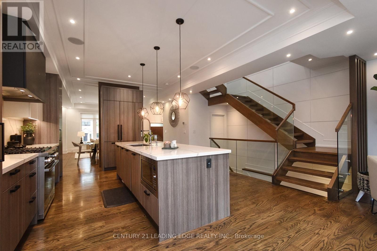 119 STIBBARD AVENUE Image 9