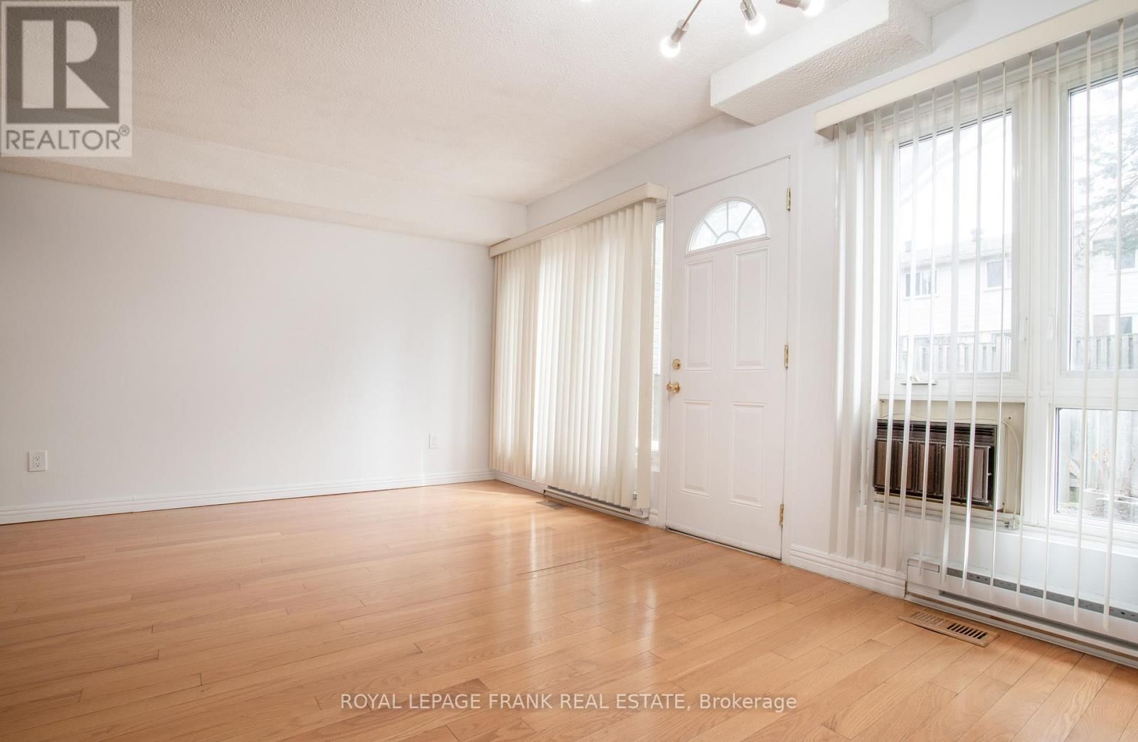 3 ROCK FERN WAY Image 7