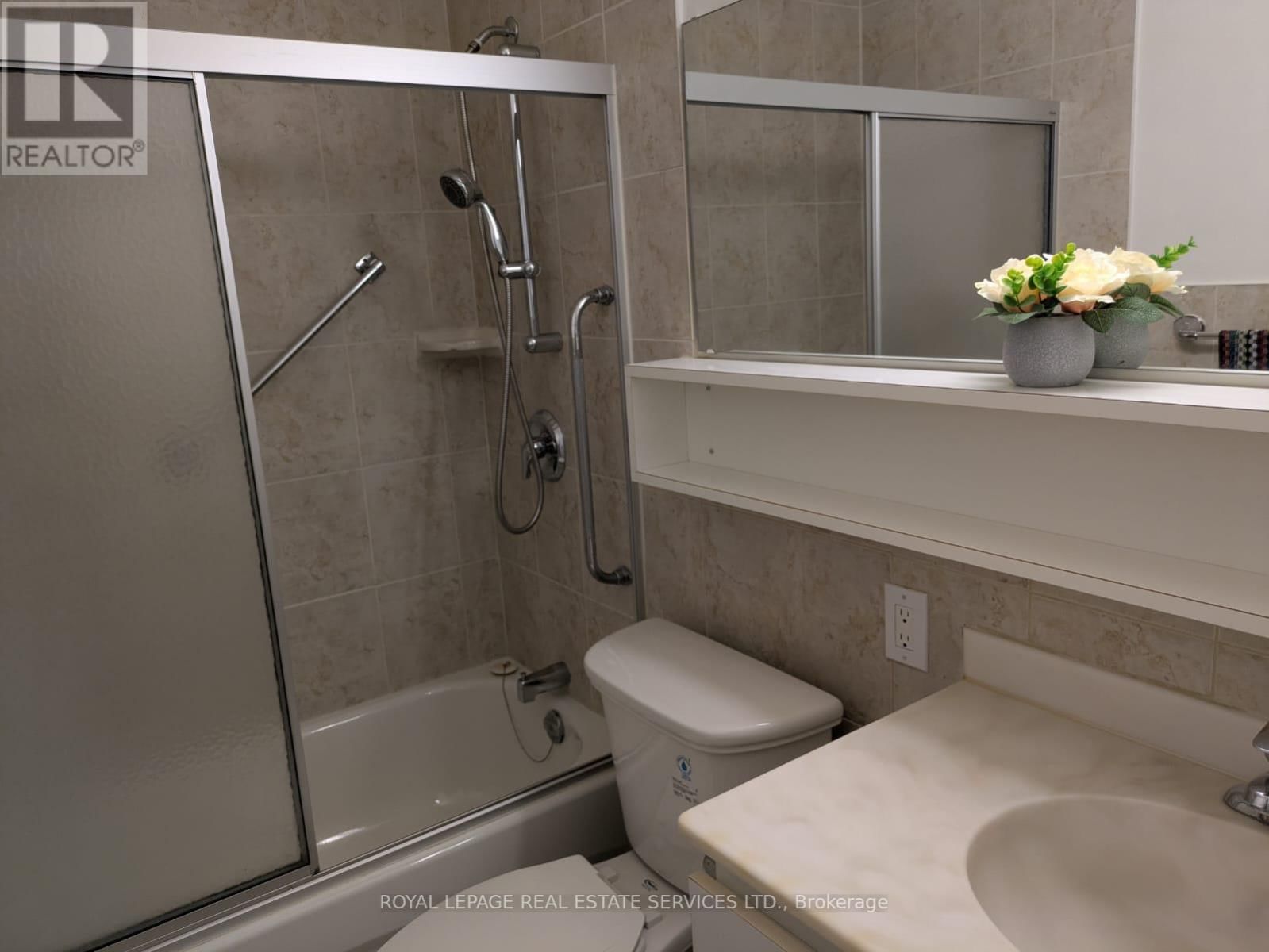 2707 - 735 DON MILLS ROAD Image 11