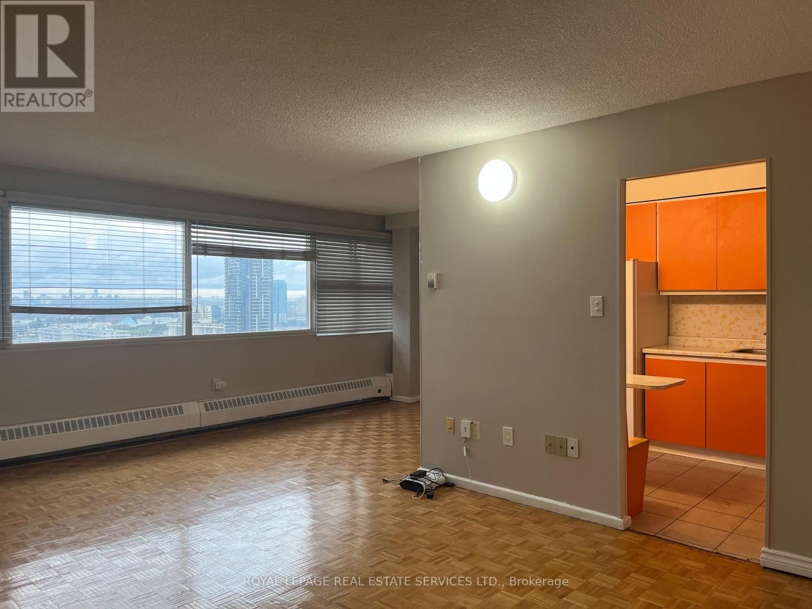 2707 - 735 DON MILLS ROAD Image 13