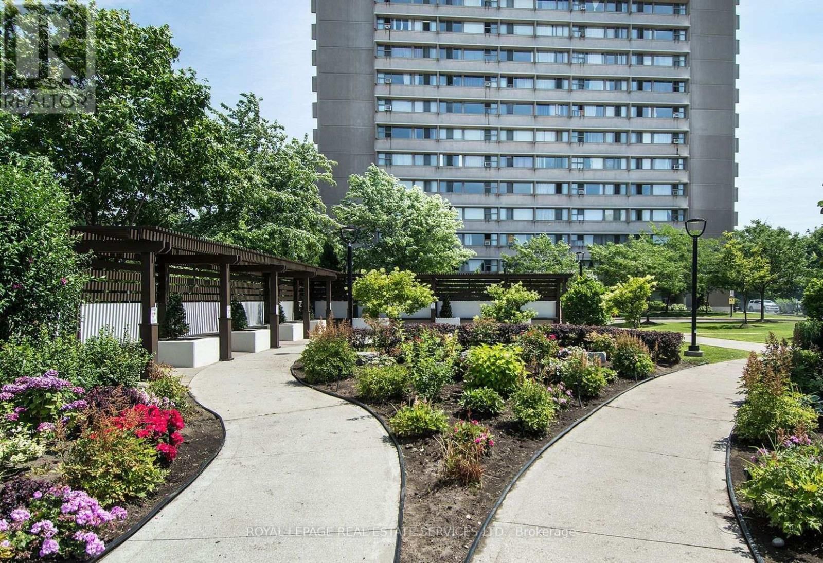 2707 - 735 DON MILLS ROAD Image 24