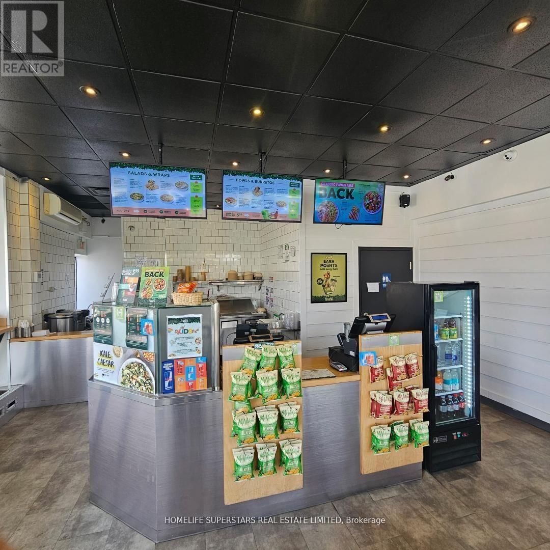 1853 AVENUE RD ROAD EAST Image 3