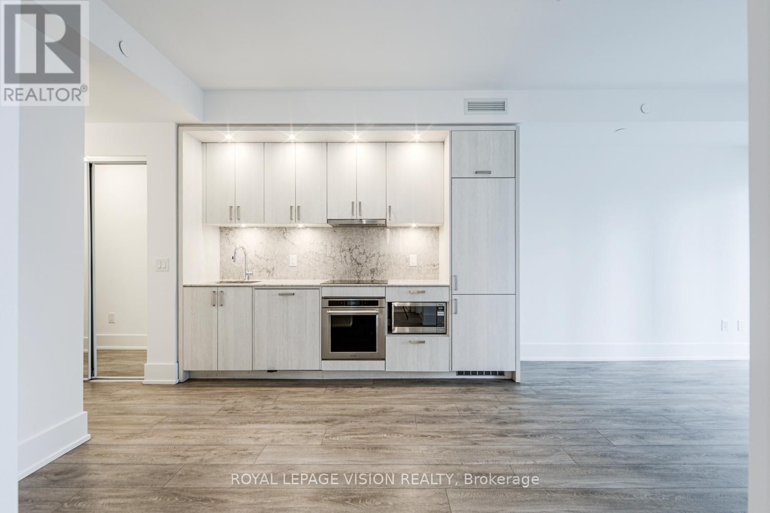 1311 - 480 FRONT STREET WEST Image 18