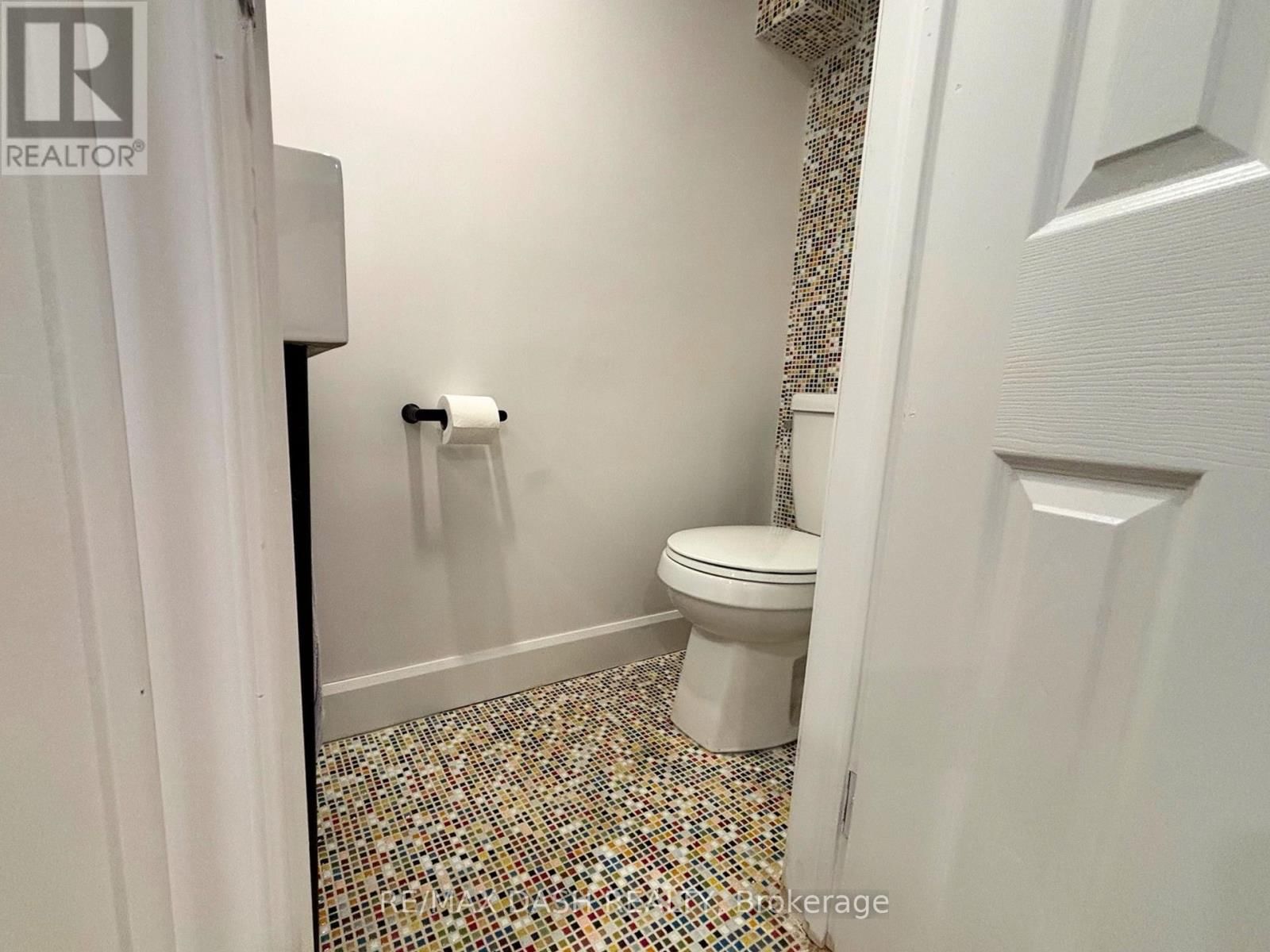 3312 BATHURST STREET Image 25