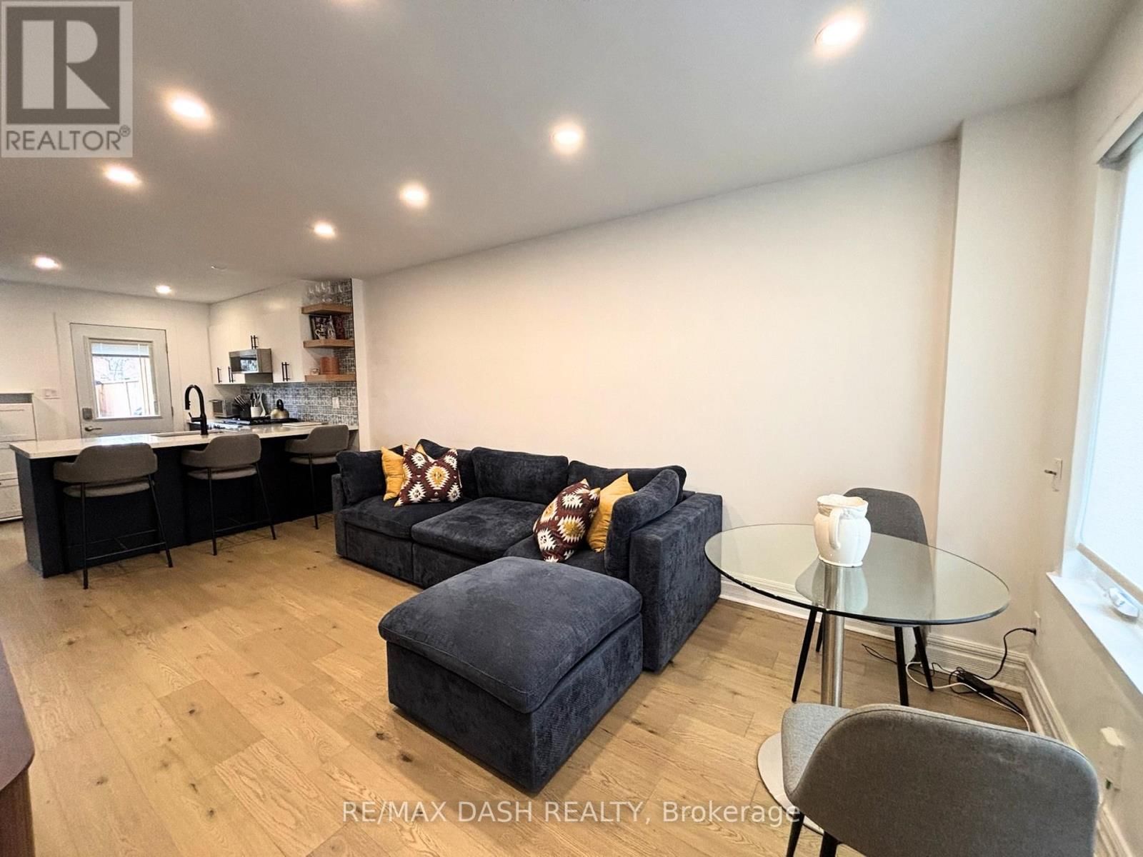 3312 BATHURST STREET Image 8