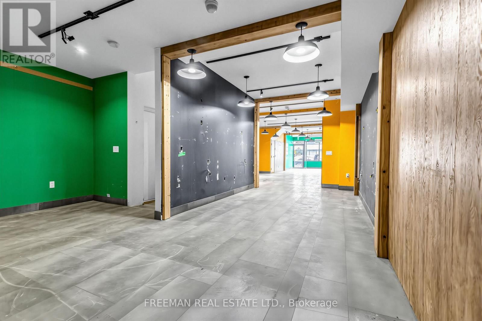 1239 BLOOR STREET WEST Image 10