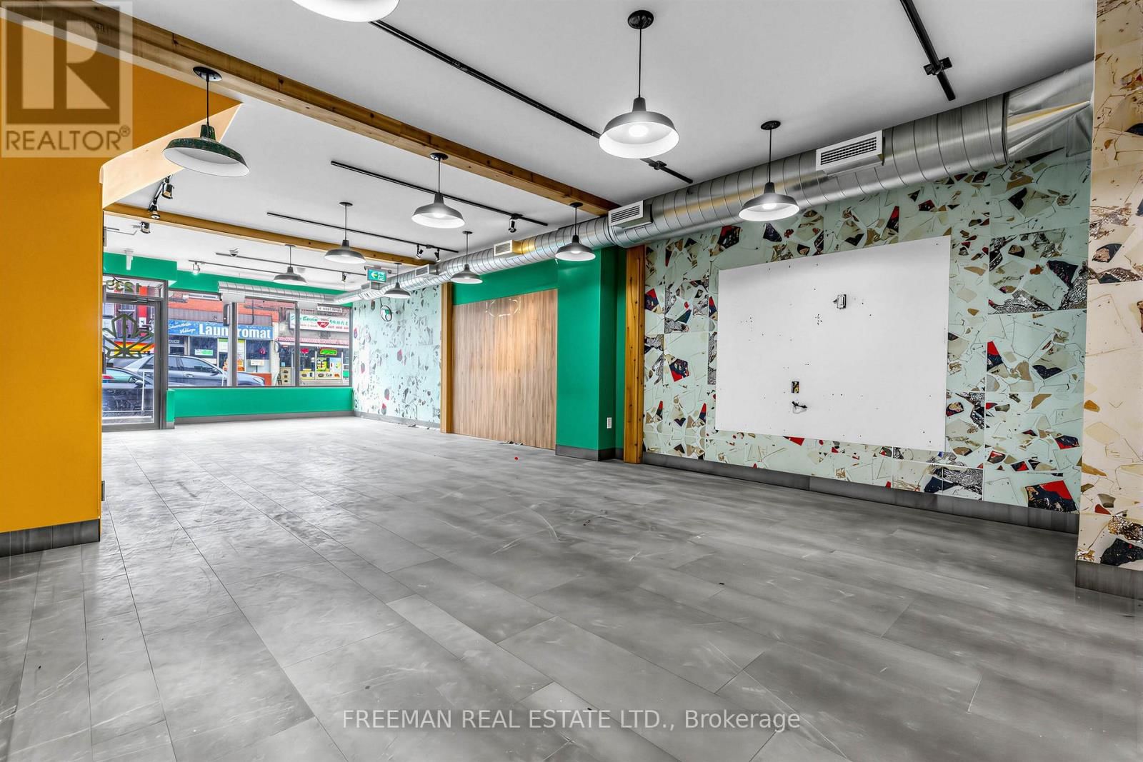 1239 BLOOR STREET WEST Image 7