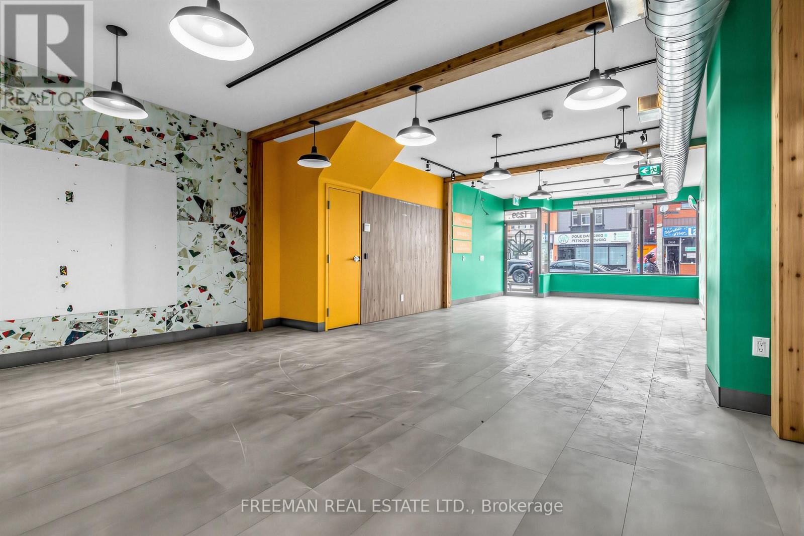 1239 BLOOR STREET WEST Image 9