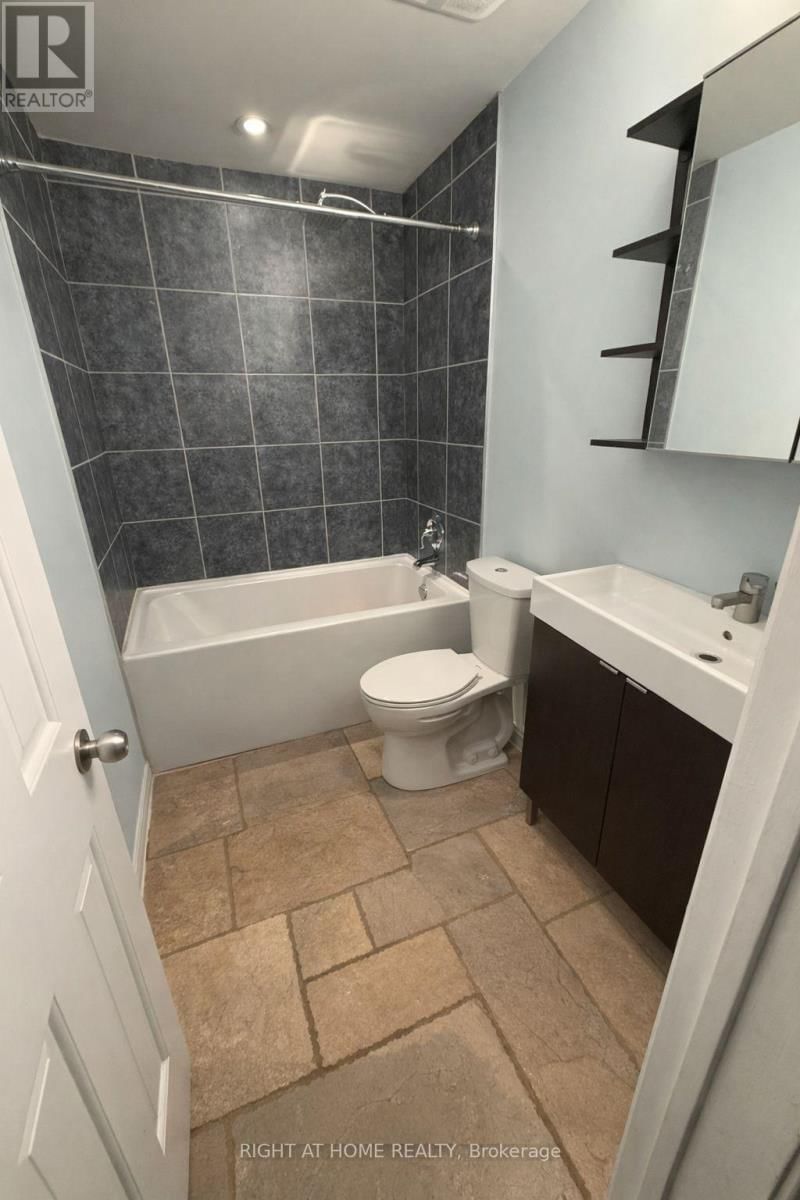 22 - 6 GLADE CARSE WAY Image 13