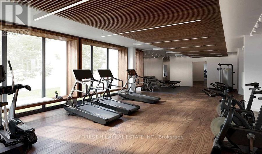 402 - 322 DUPONT STREET Image 18