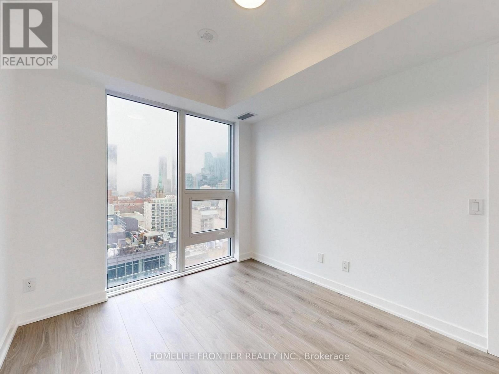 1907 - 100 QUEEN STREET EAST Image 6