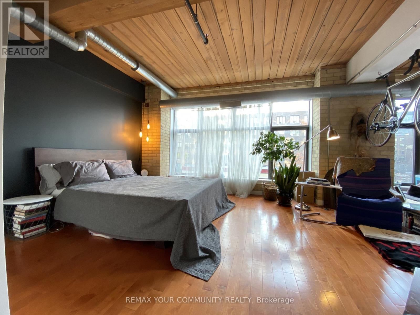 204 - 436 WELLINGTON STREET WEST Image 13