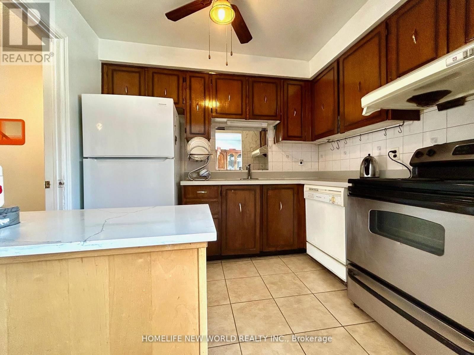 29 JENNY WRENWAY Image 11