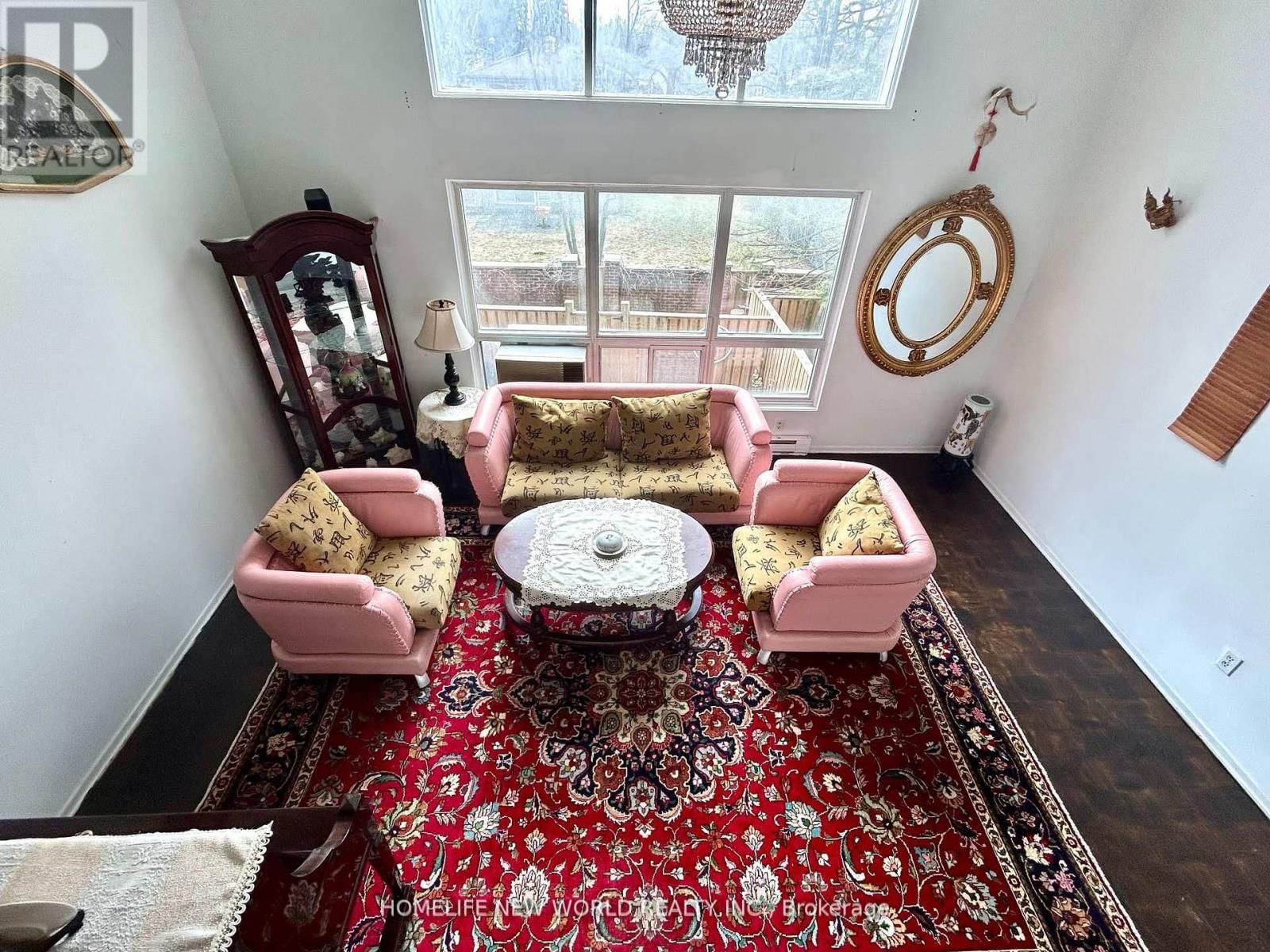 29 JENNY WRENWAY Image 5