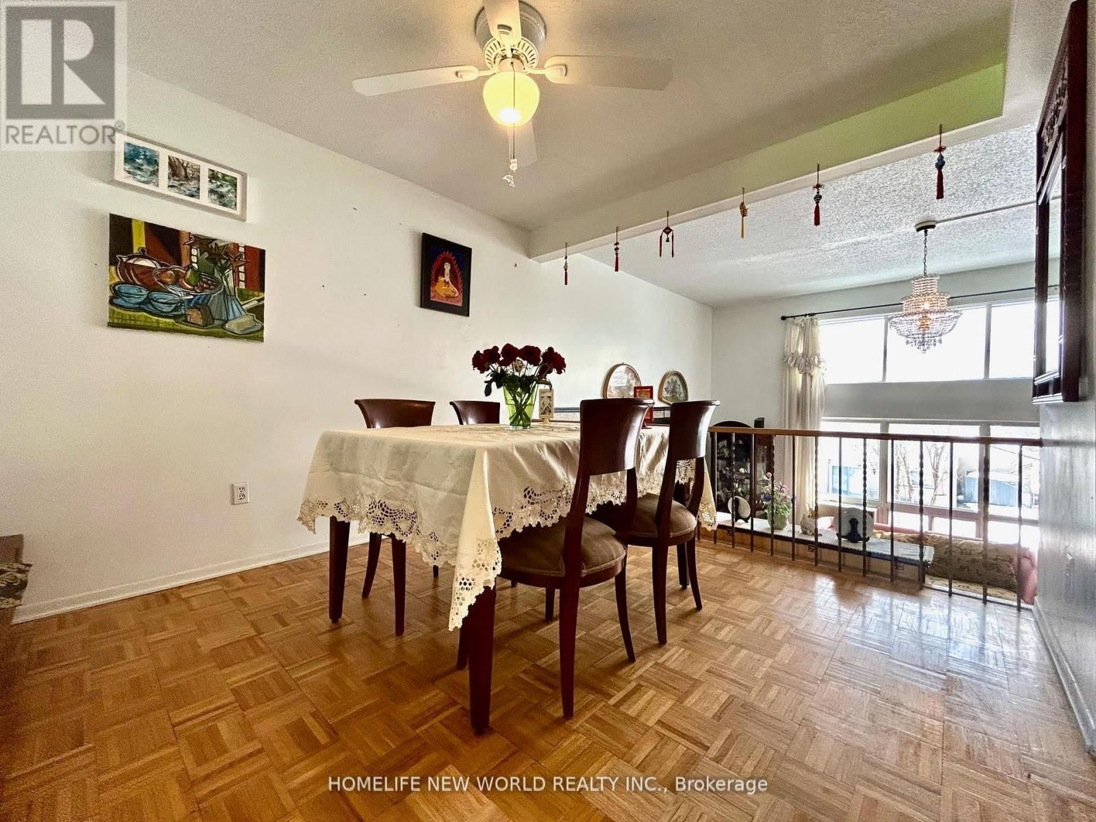 29 JENNY WRENWAY Image 6