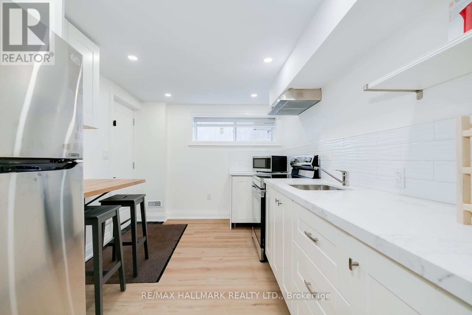 69 SEARLE AVENUE Image 3