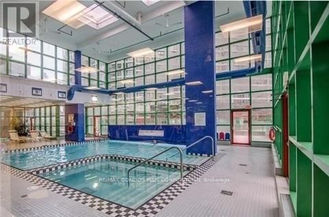 509 - 77 HARBOUR SQUARE Image 22