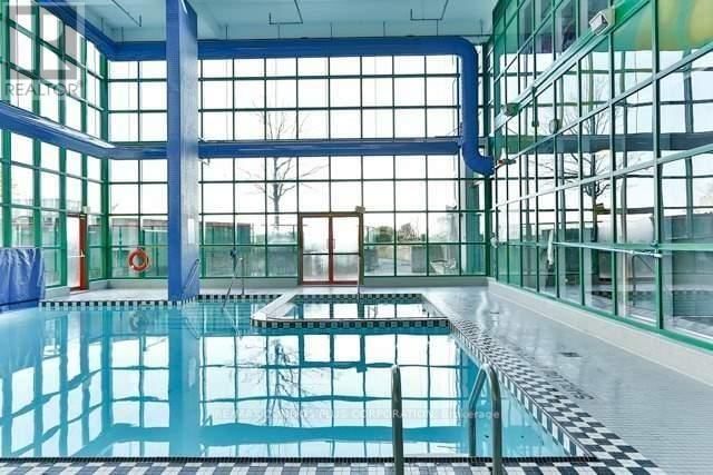 509 - 77 HARBOUR SQUARE Image 25